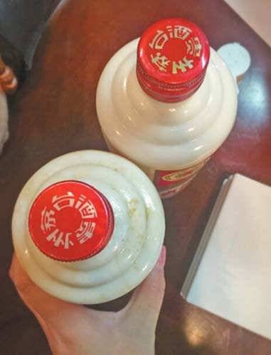 河南新年首场老酒鉴宝火热开始