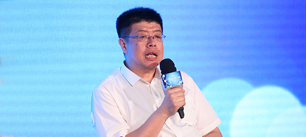 北大教授张颐武：酒业转型有“智”而强