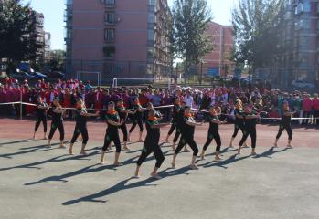 牛栏山镇举办第三届健身操大赛