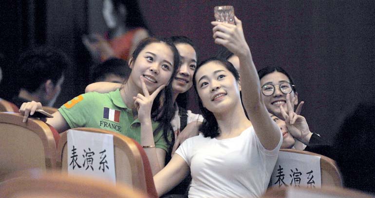 中国戏曲学院毕业季活动展戏曲之美