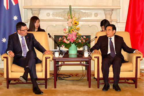 王安顺会见澳大利亚维多利亚州州长[图]