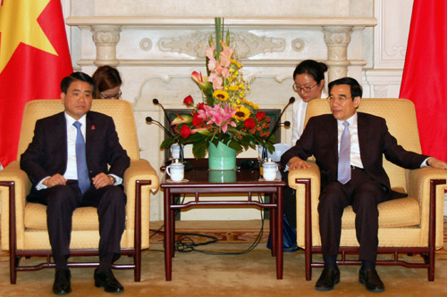 王安顺会见越南河内市市长阮德钟[图]