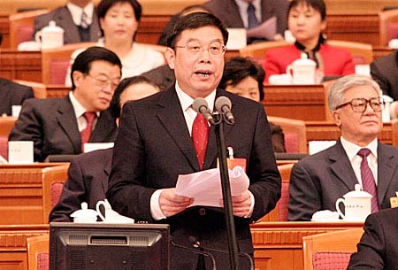 杜德印主持北京市人代会第二次会议开幕式