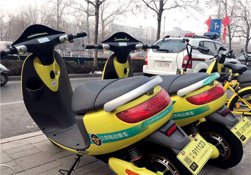北京交管部门紧急叫停共享电动单车