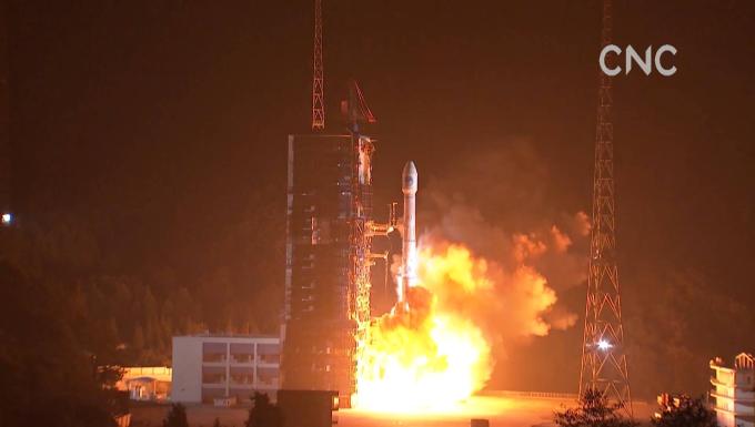 中国成功发射第四十二、四十三颗北斗导航卫星