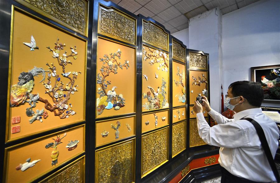 金漆镶嵌漆艺精品亮相北京