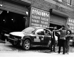 报废车&ldquo;剁段&rdquo;销售 记者暗访拼装车地下&ldquo;鬼市&rdquo;
