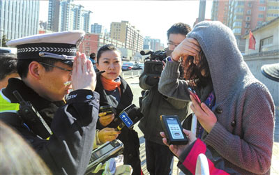 北京今起严惩闯红灯：行人罚10元 非机动车罚20元