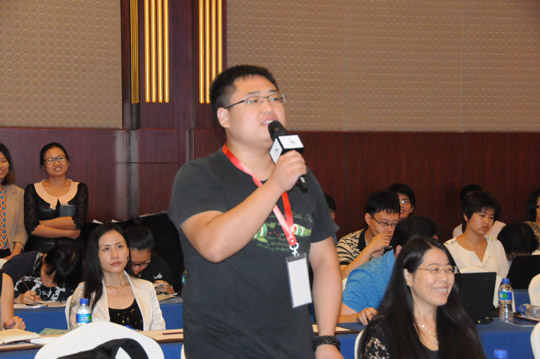 现场媒体记者提问